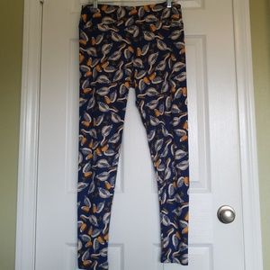 Lularoe TC Tall and Curvy leggings Pelicans